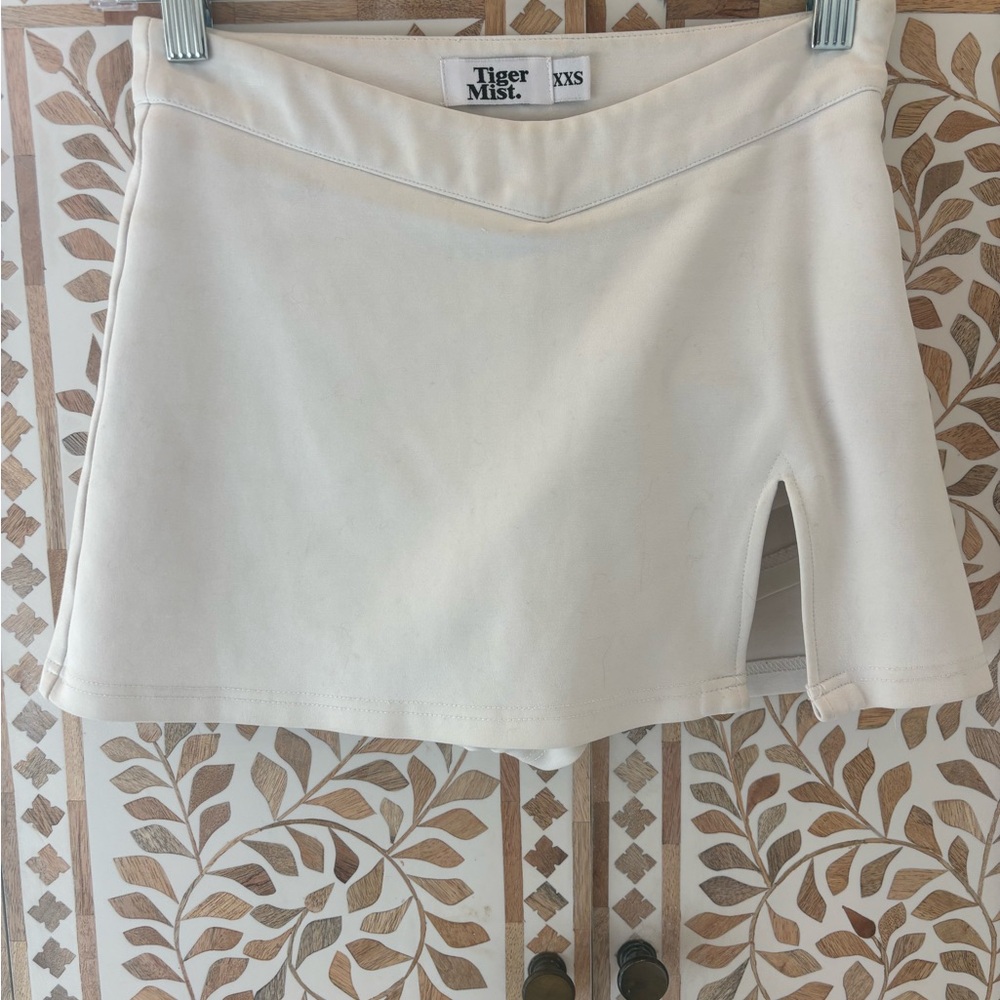 Tiger Mist White Daphnie Mini Skirt